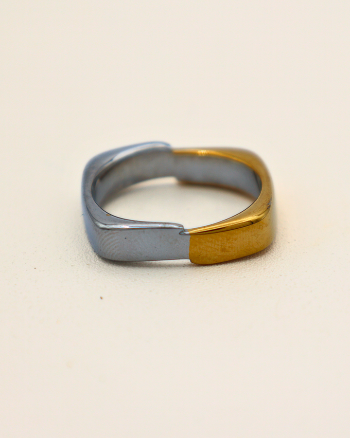 Dual Frame Band Ring