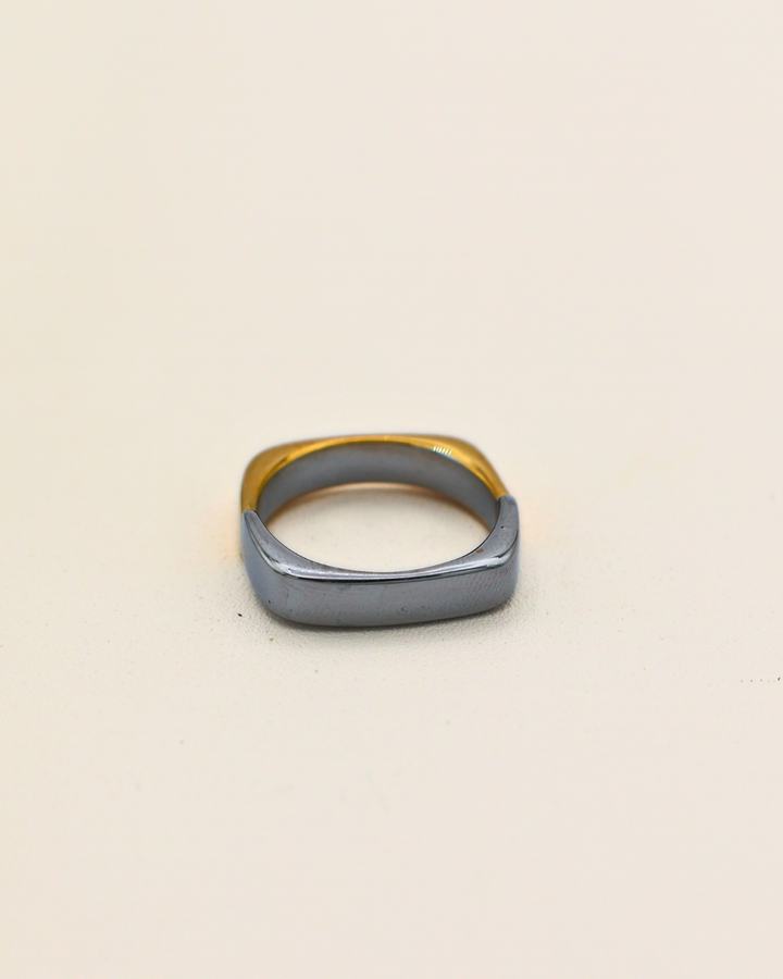 Dual Frame Band Ring