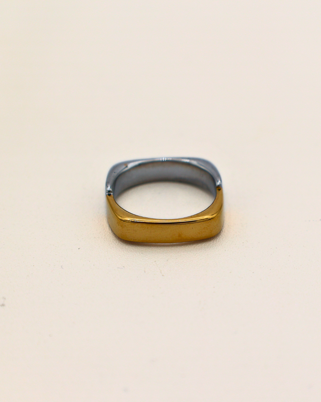 Dual Frame Band Ring