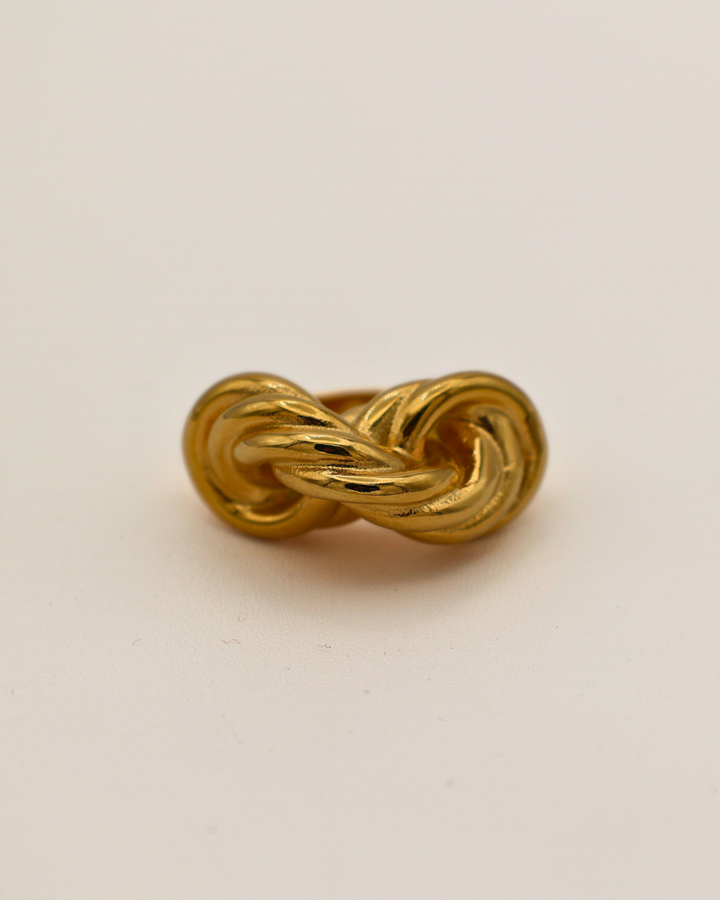 Infinity Knot Ring