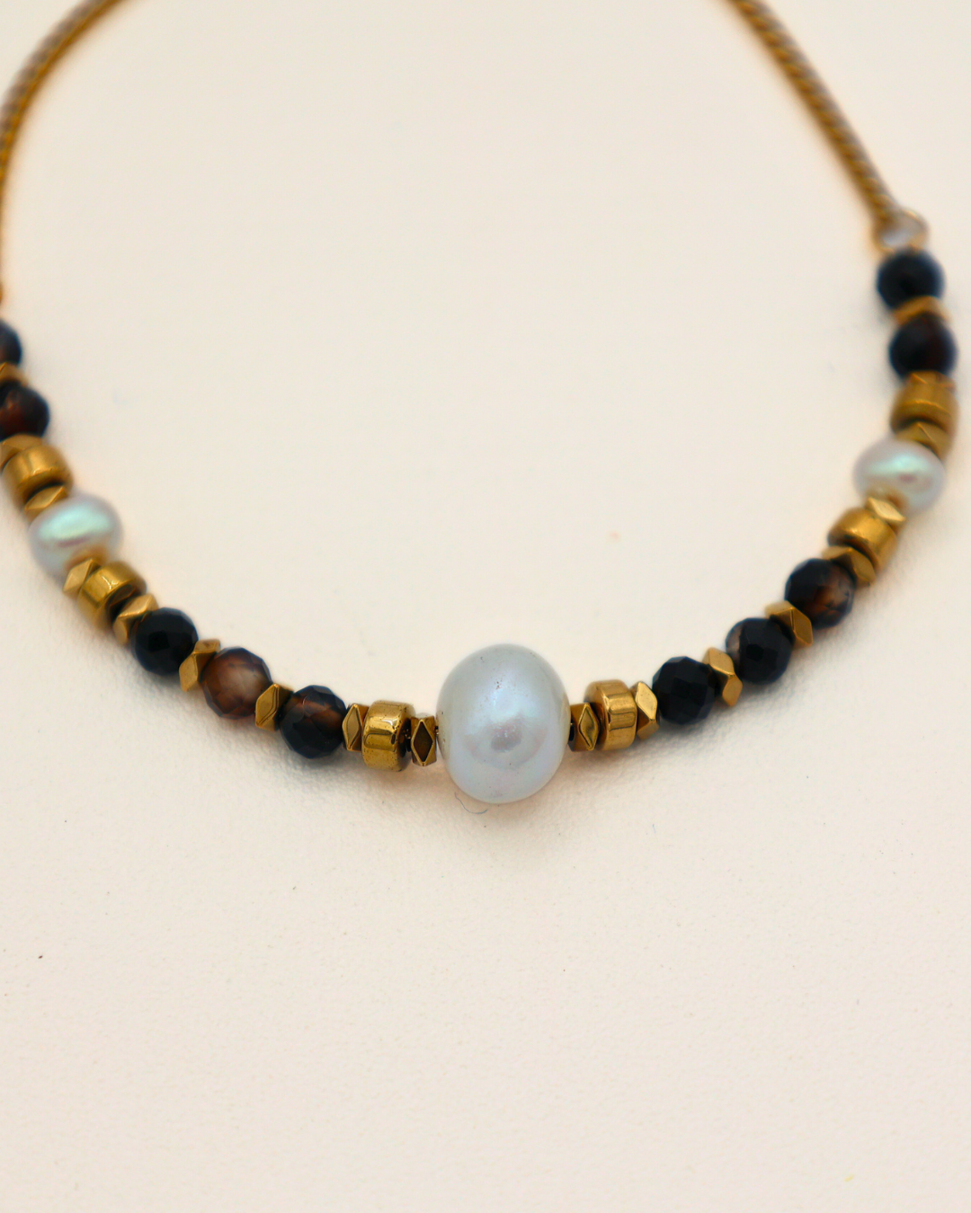 Midnight Pearl Bracelet