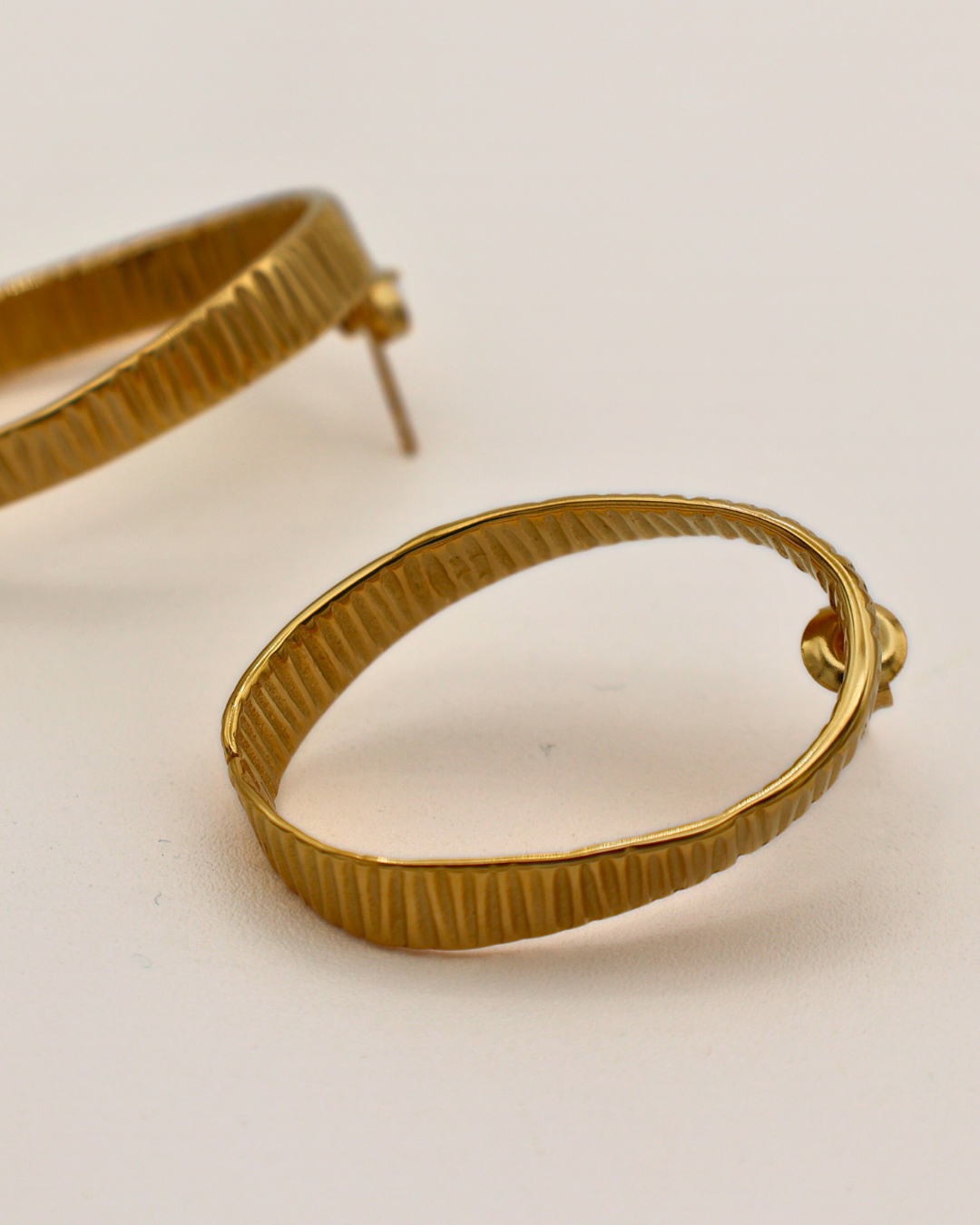 Twisted Oval Hoops