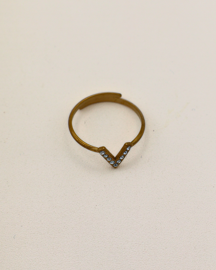 V Spark Ring
