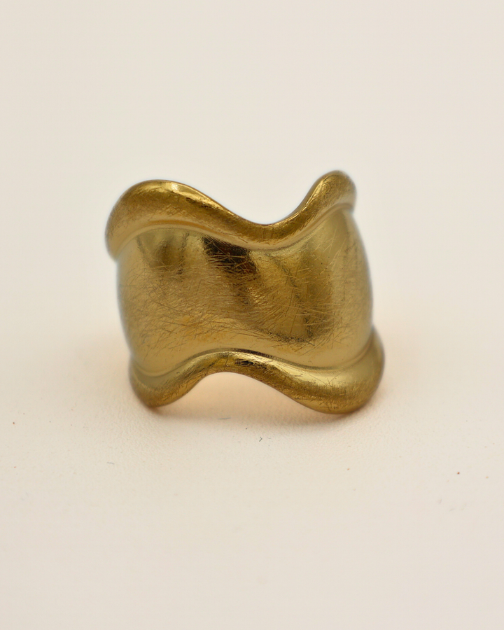 Wave Band Ring