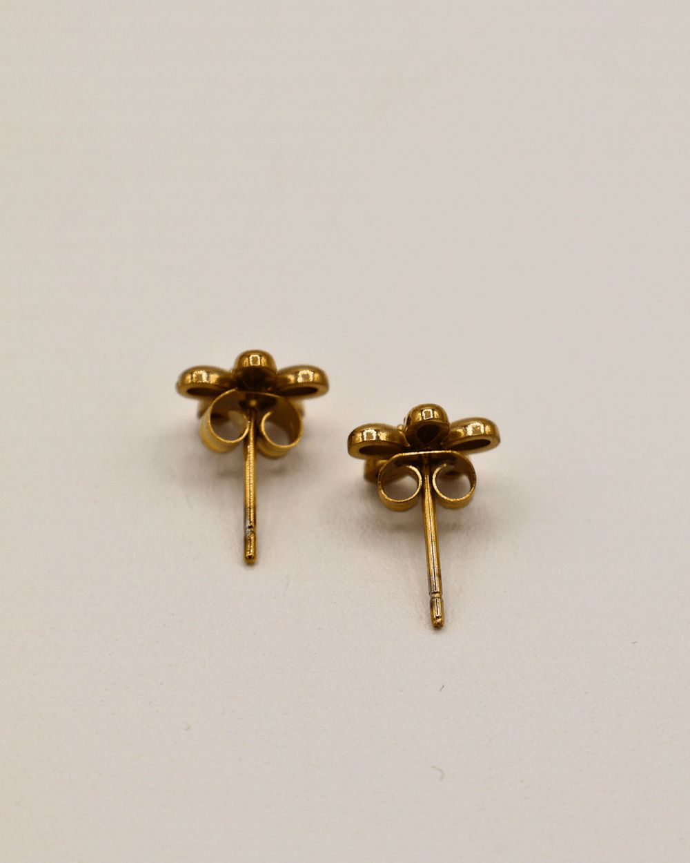 Daisy Sparkle Studs - SMOLL republic