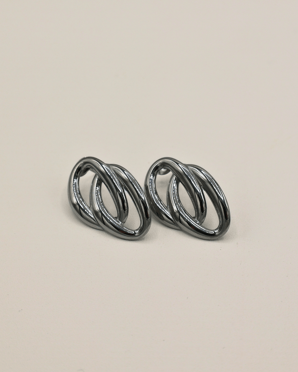 Eternal Link Earrings - SMOLL republic