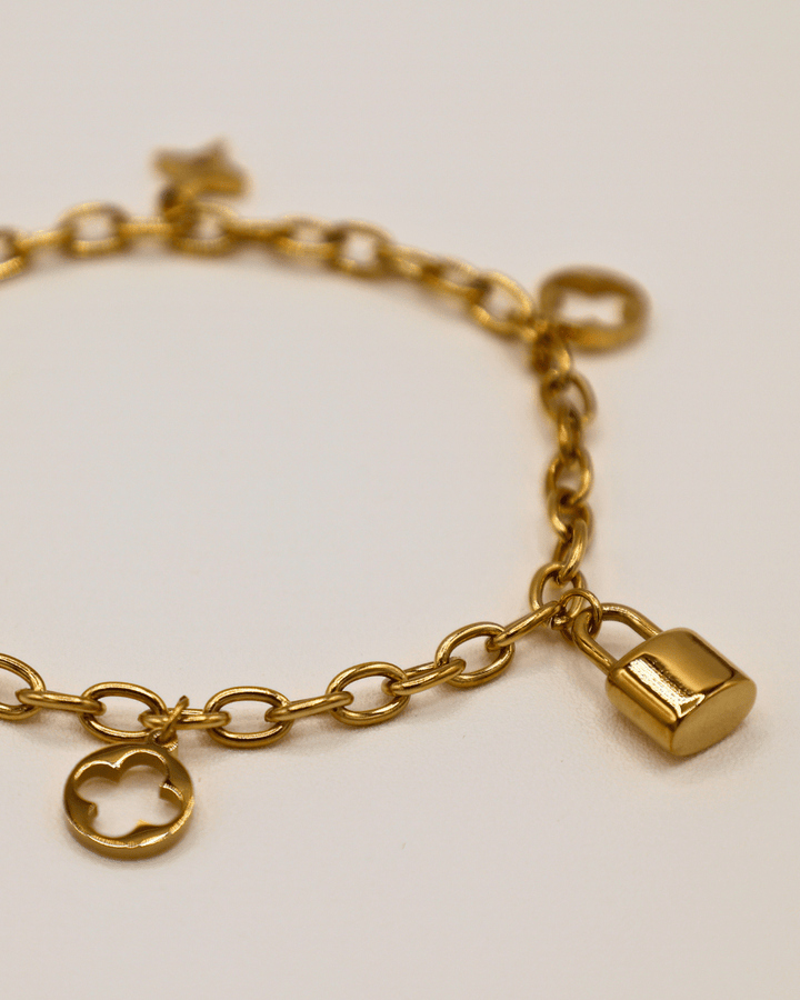 Golden Star Lock Bracelet - SMOLL republic