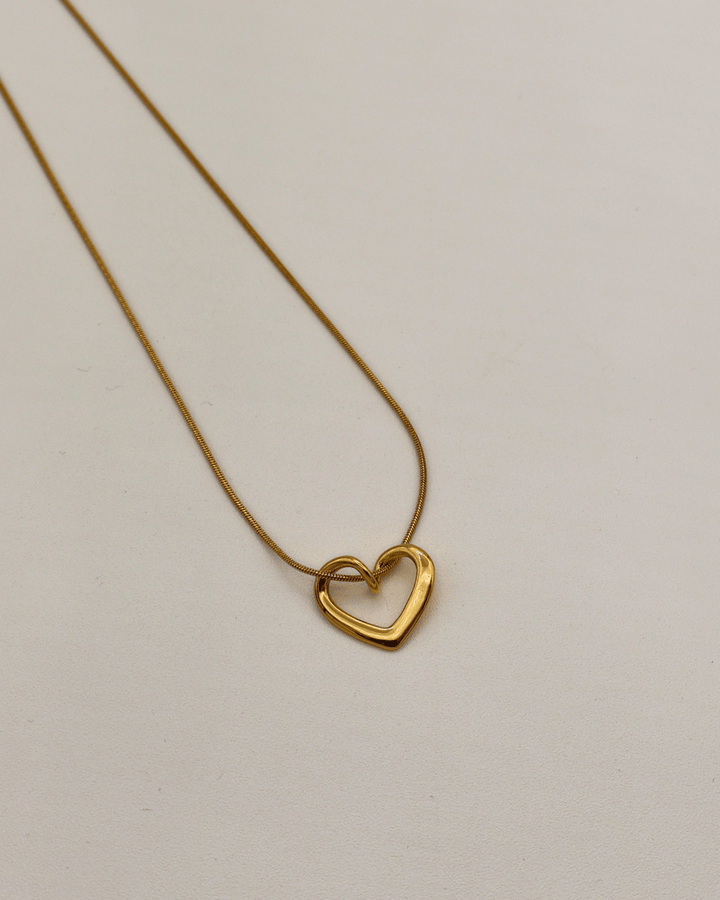 Open Heart Snake Chain Necklace - SMOLL republic