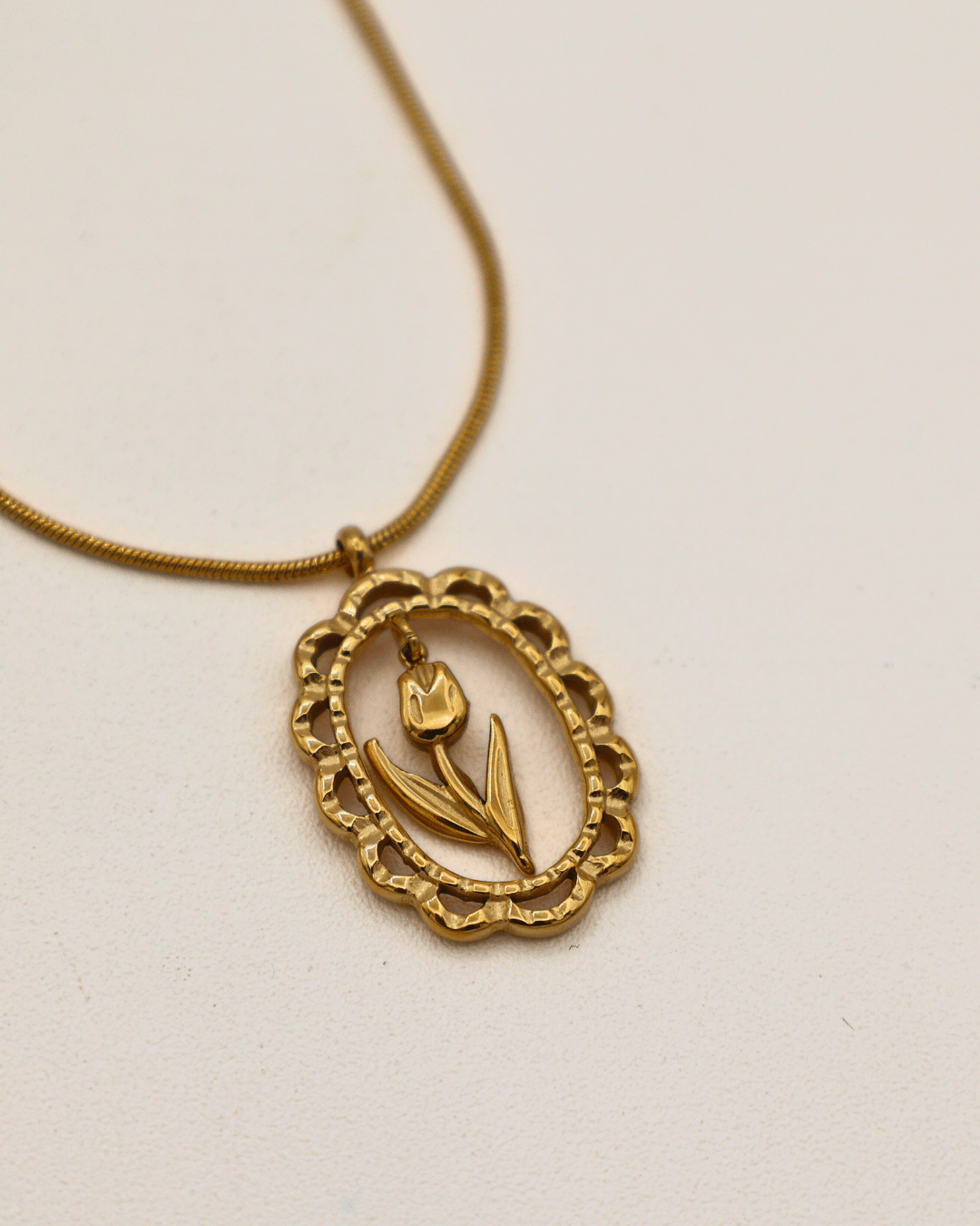 Tulip Cameo Necklace - SMOLL republic