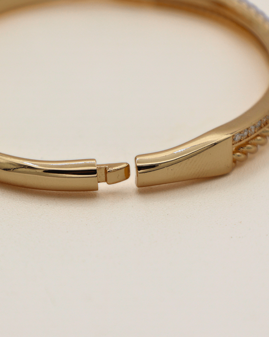Twist Glow Bangle - SMOLL republic